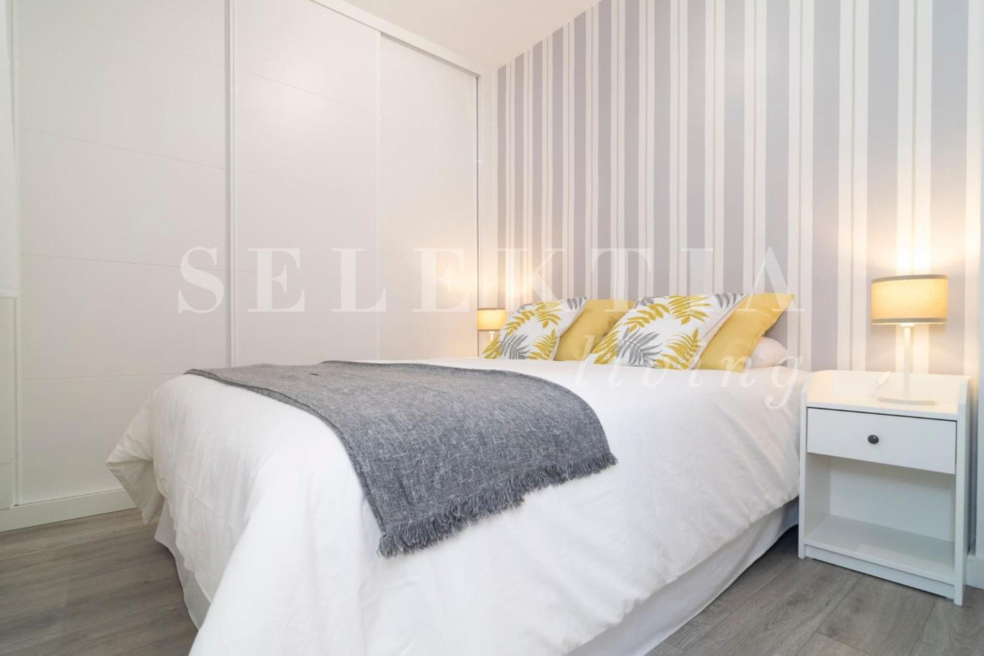 Castellana Suites Madrid Exterior photo
